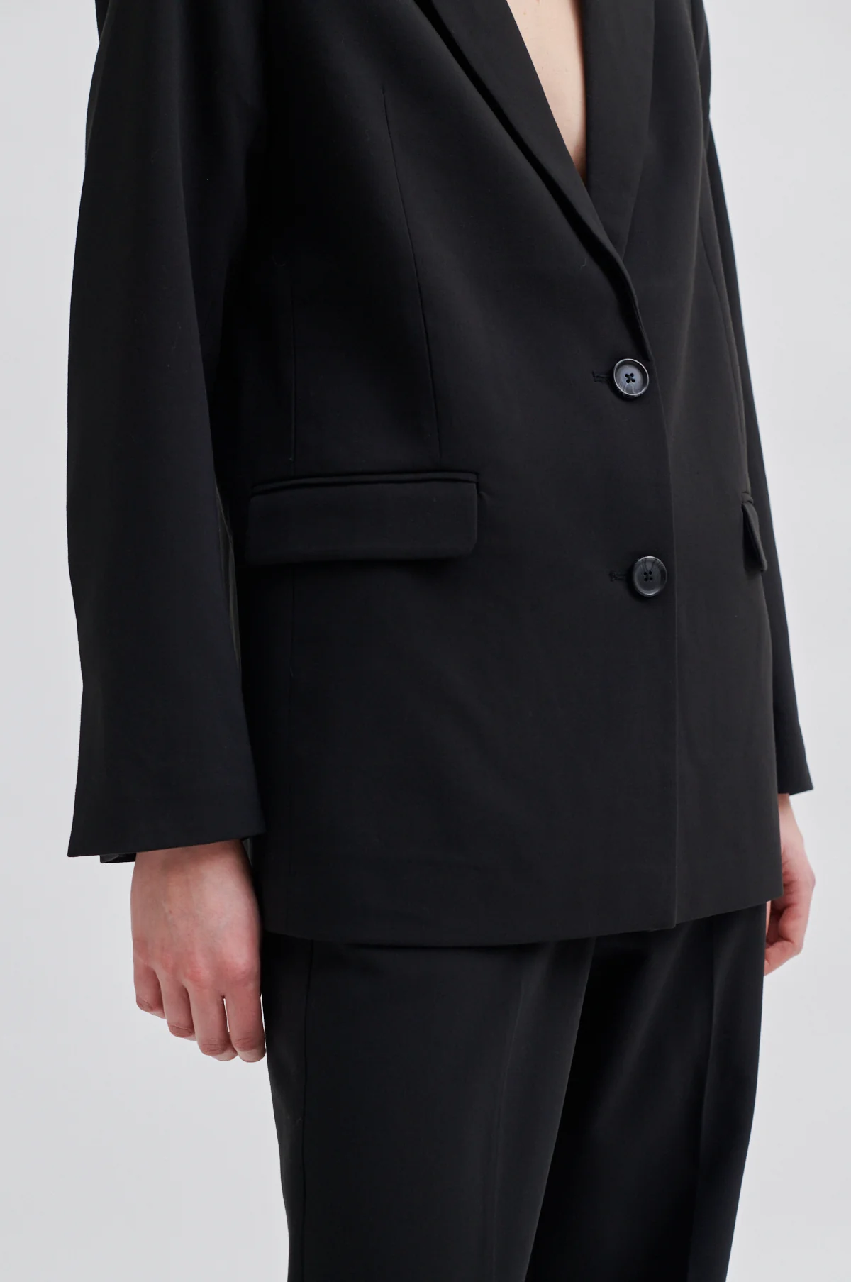 Evie Classic Blazer - Image 3