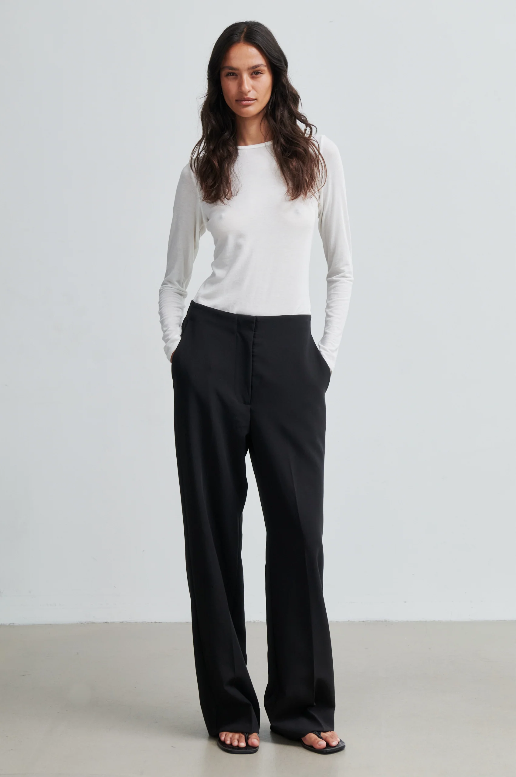 Evie Classic Trousers - Image 3