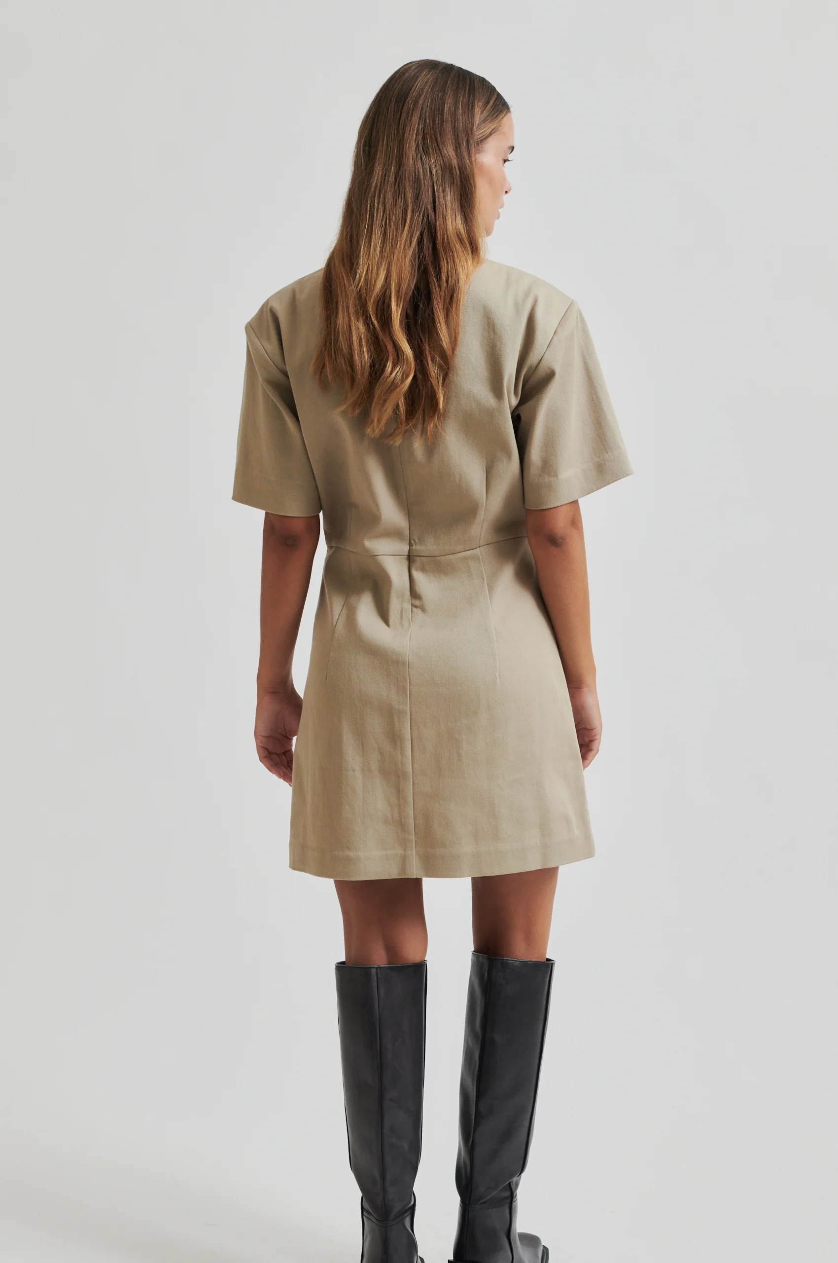 Falua Dress - Image 4