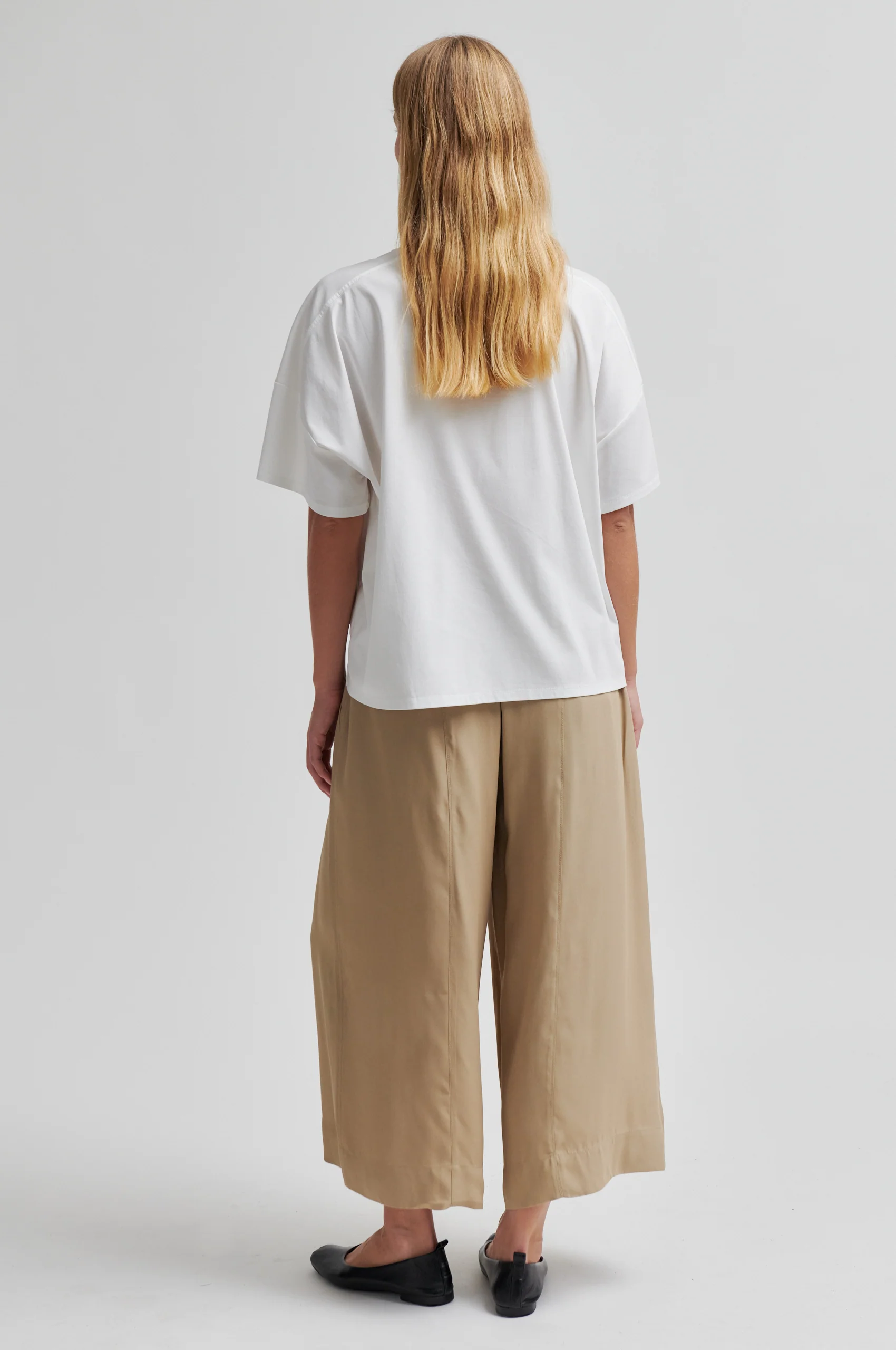 Grenoble Cropped Trousers - Image 4