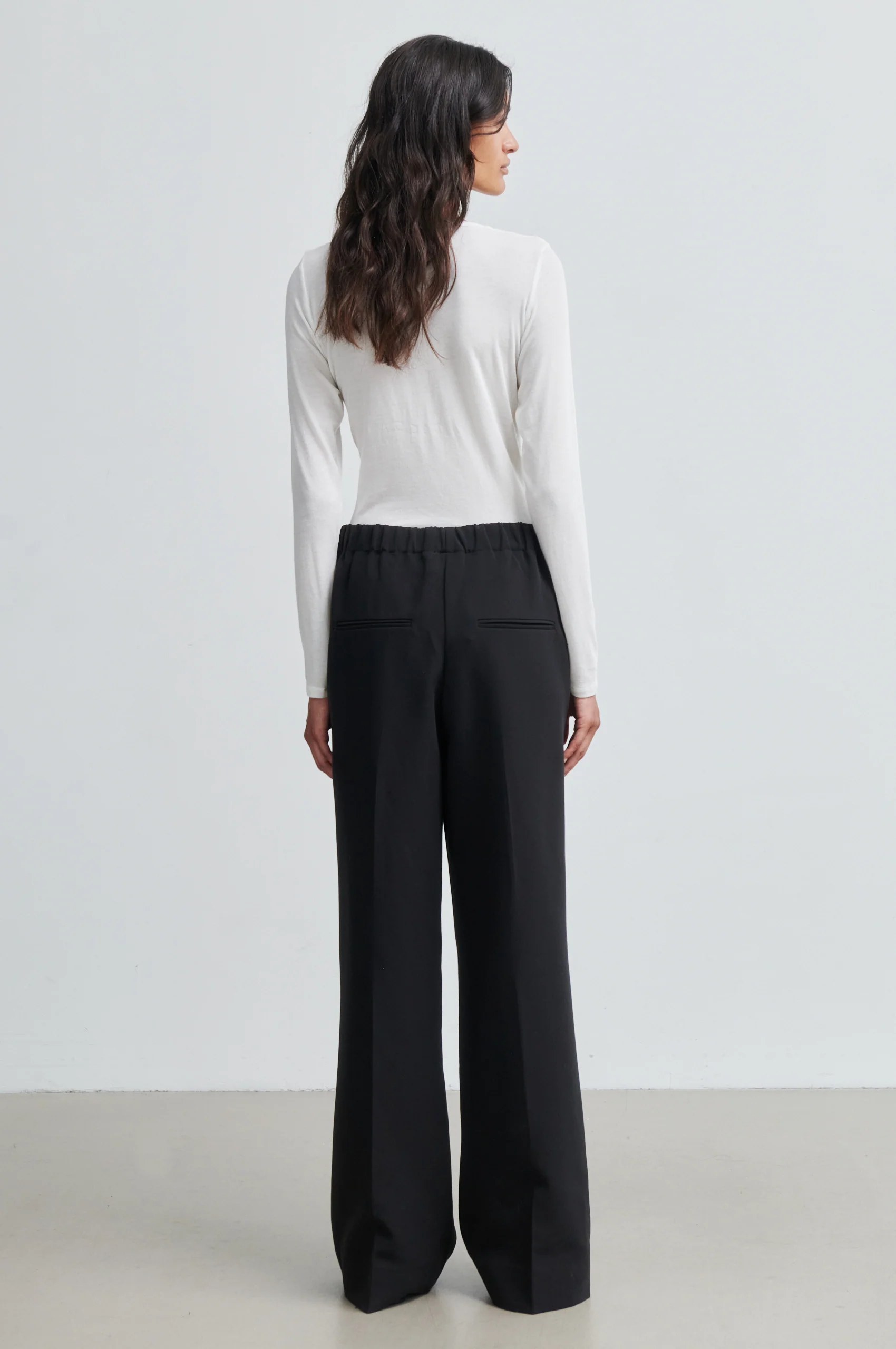 Matima O-Neck Tee - Image 4