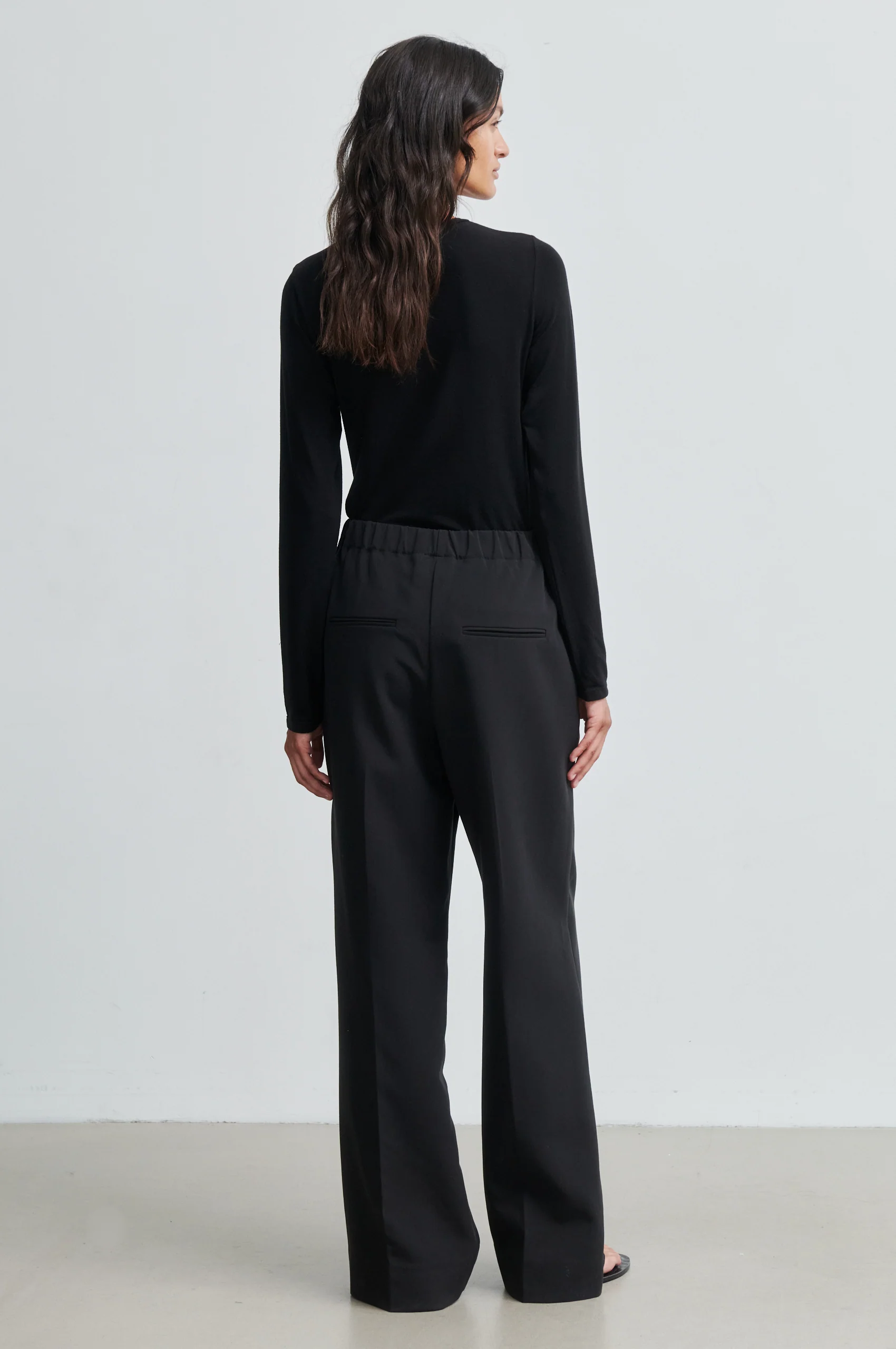 Matima O-Neck Tee - Image 4