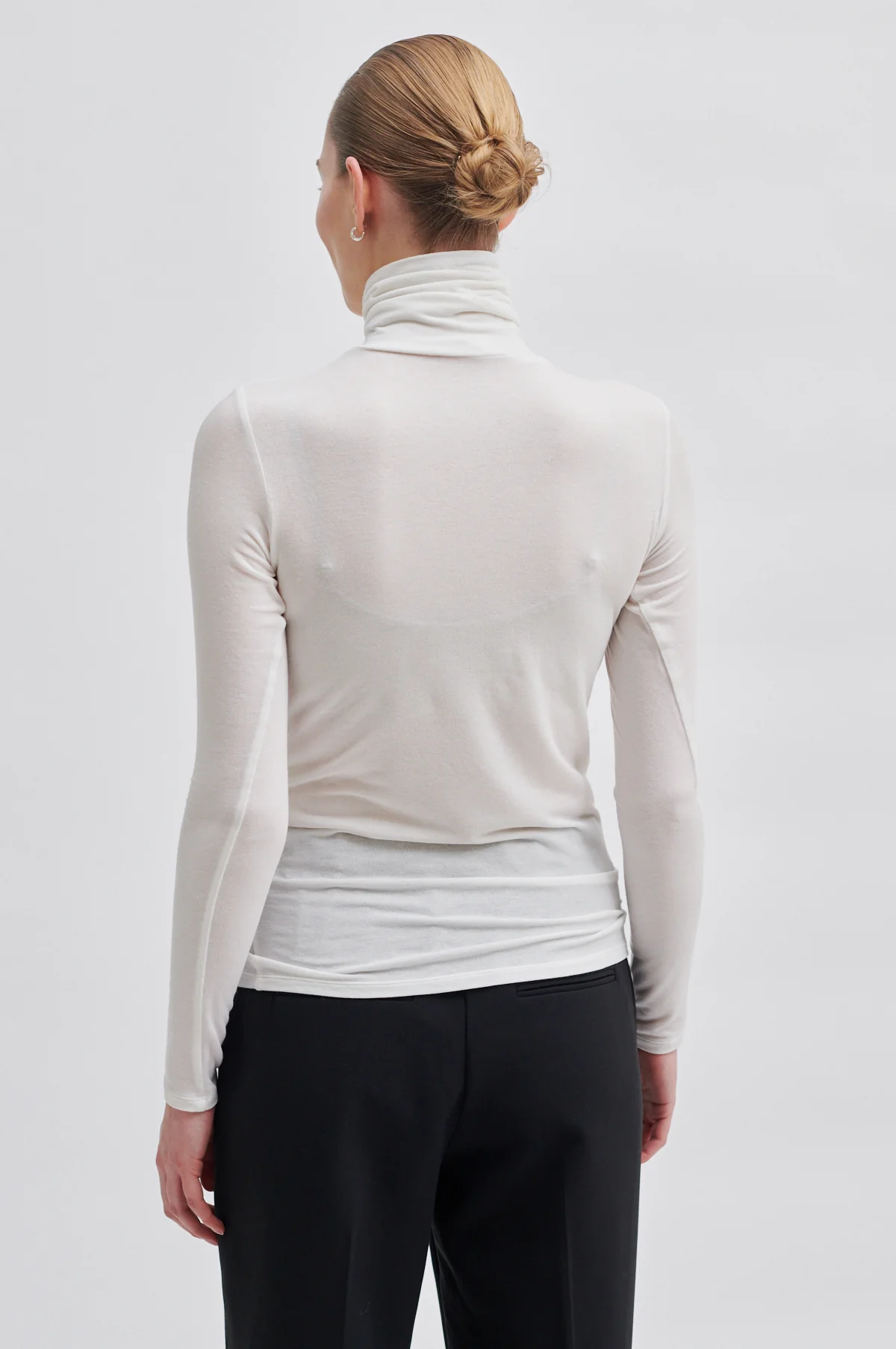 Matima T-Neck Tee - Image 4