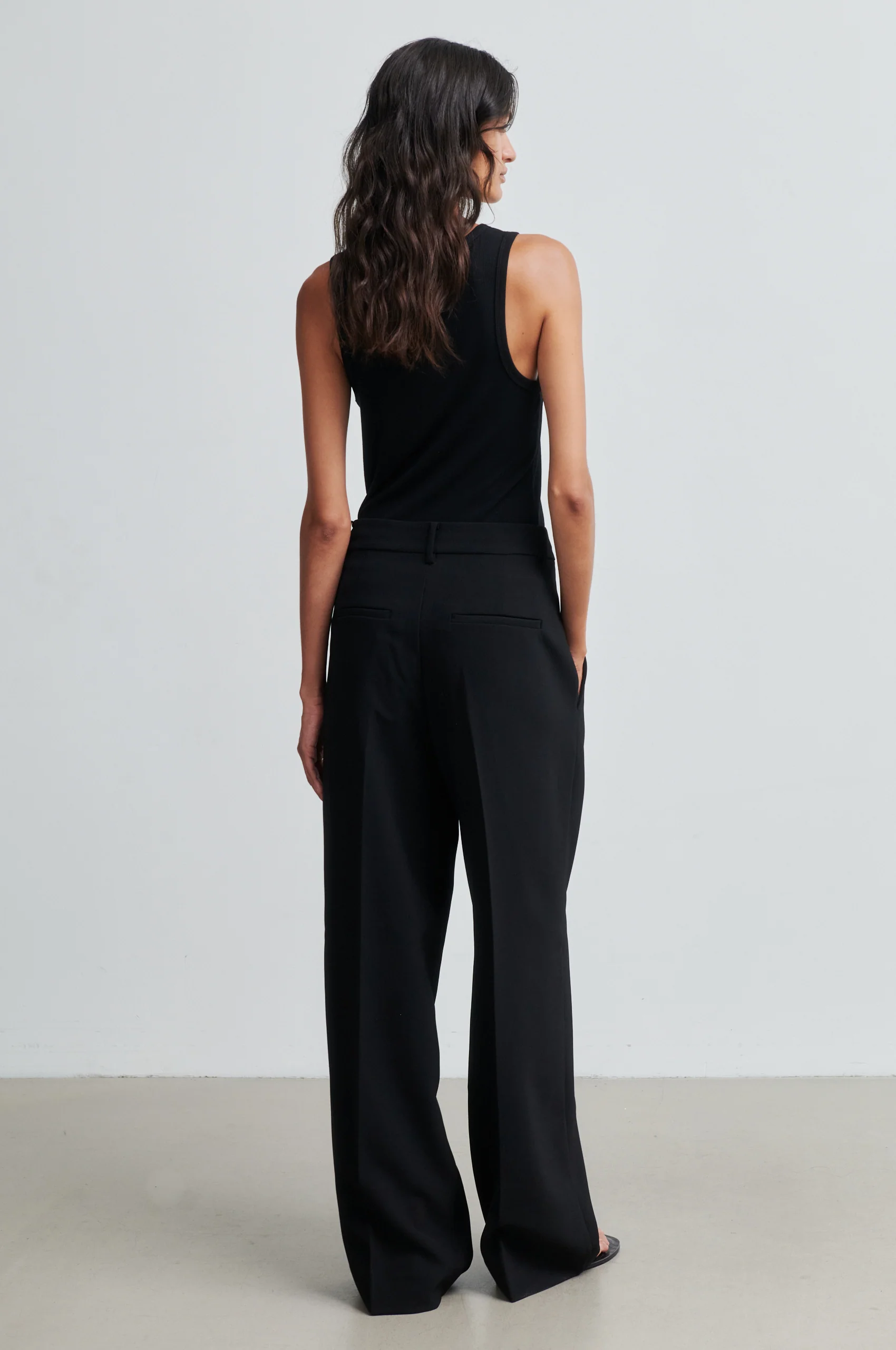 Under Tank Top - Image 5